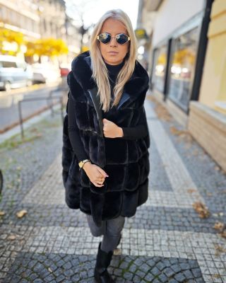 Styl, který si zamilujete 💕 Prohlédněte si naši kolekci dámského oblečení 👉 enjoystyle.cz/obleceni Každý kousek rozzáří...